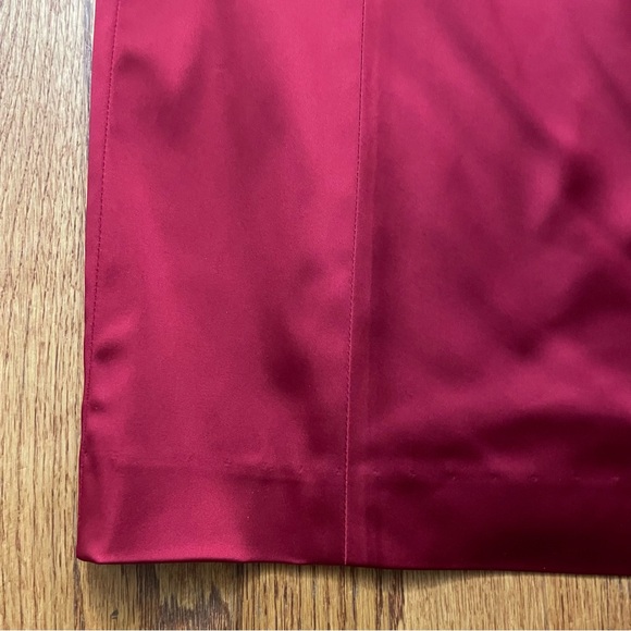 NWT Lauren Ralph Lauren Satin Surplice Sleeveless Dress in Holiday Ópera Red 14 - Picture 6 of 14